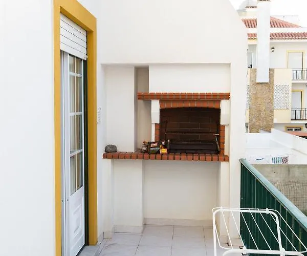 Waters House - Feel At Ir Our Sea *