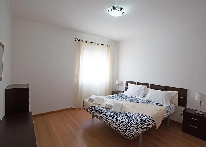 Waters House - Feel At Ir Our Sea